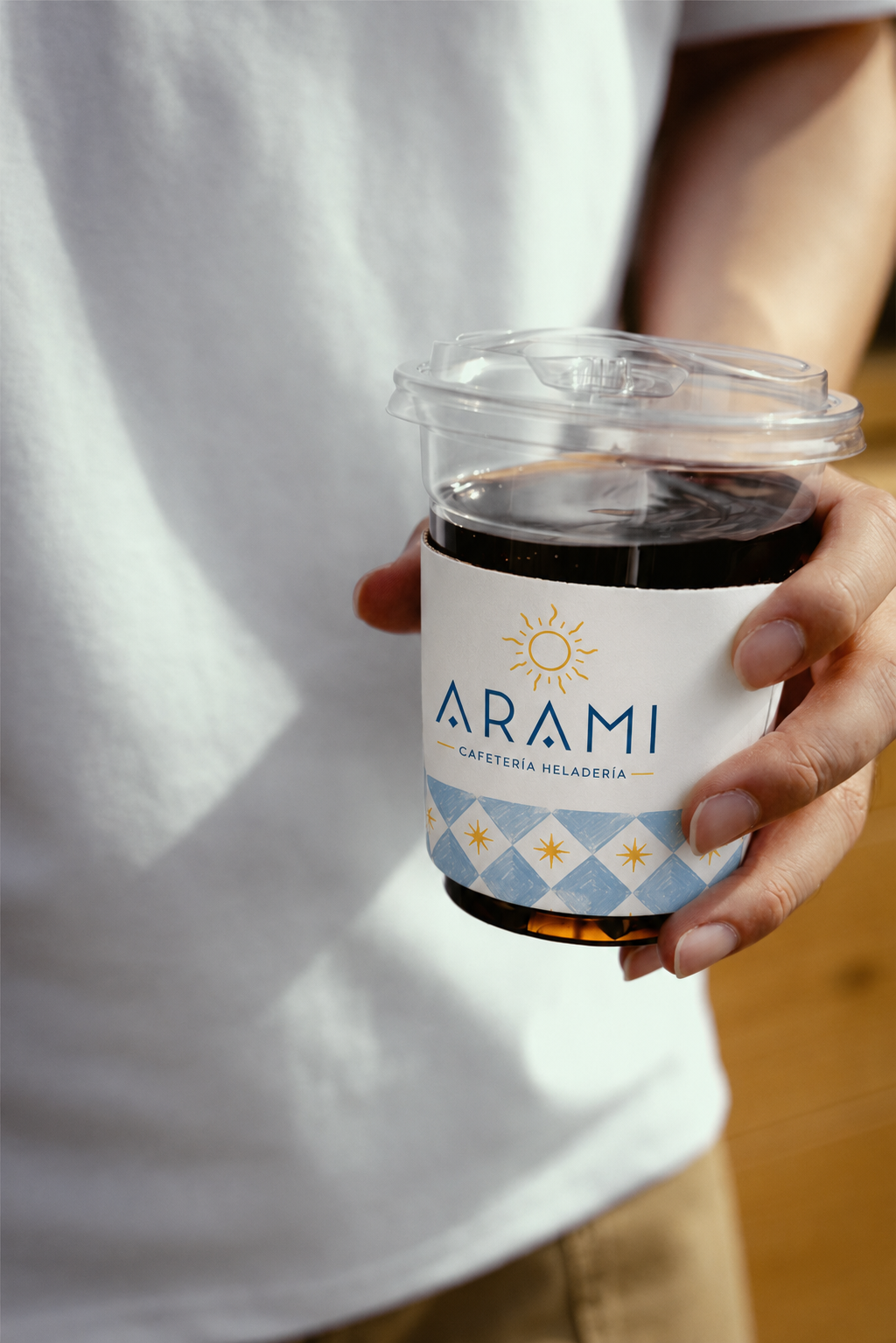 Arami — vaso de café con logo aplicado